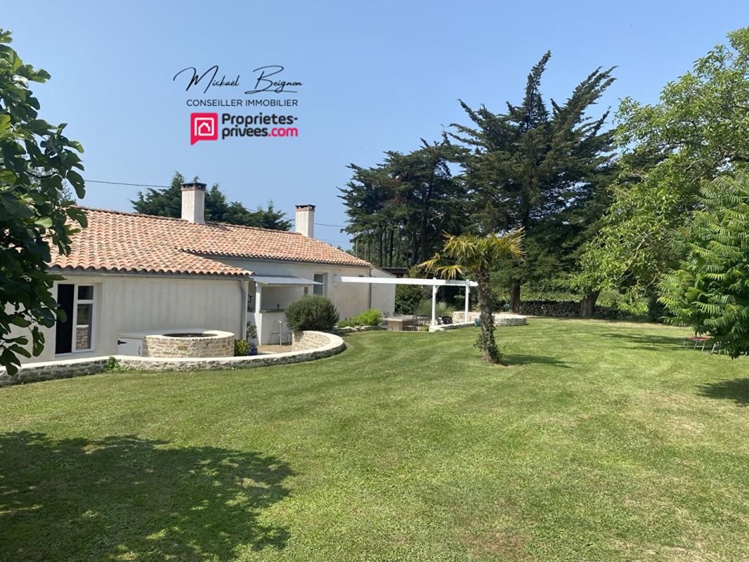 Maison Longeville Sur Mer 8 pièce(s) 197 m2