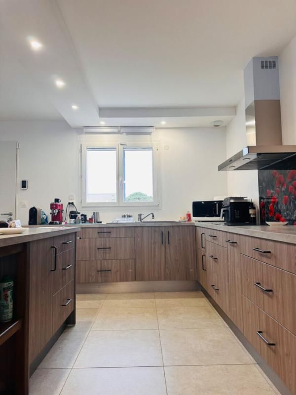 SERIGNAN MAISON DE PLAIN-PIED À 1 KM DES PLAGES 2