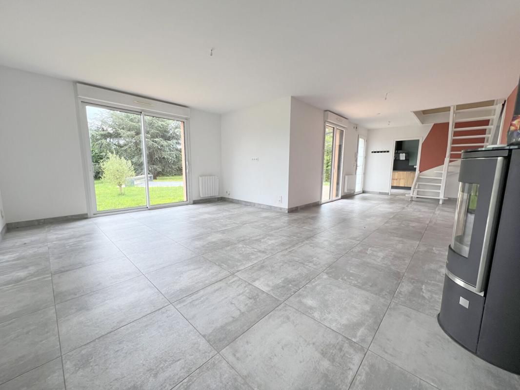 SAVIGNE-L'EVEQUE Maison - Savigné L'Evêque - 8 pièce(s) - 151 m² 4