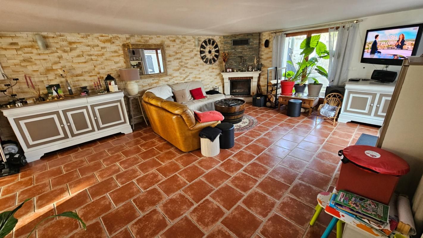 HOUDAN Houdan proche / CCPH / Maison 114 m2 / 4 chambres 2