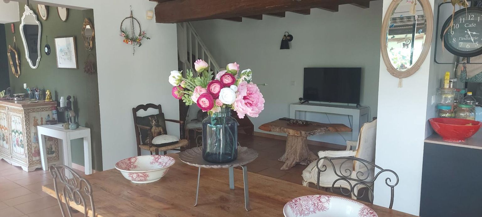 NIMES GARD. 30.NIMES. La Cigale. Belle maison de 119 m2 sur terrain arboré de 1250 m² avec piscine quartier Cigale 4