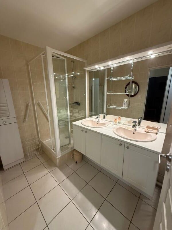 MOULINS Appartement + cave + garage centre Moulins 4