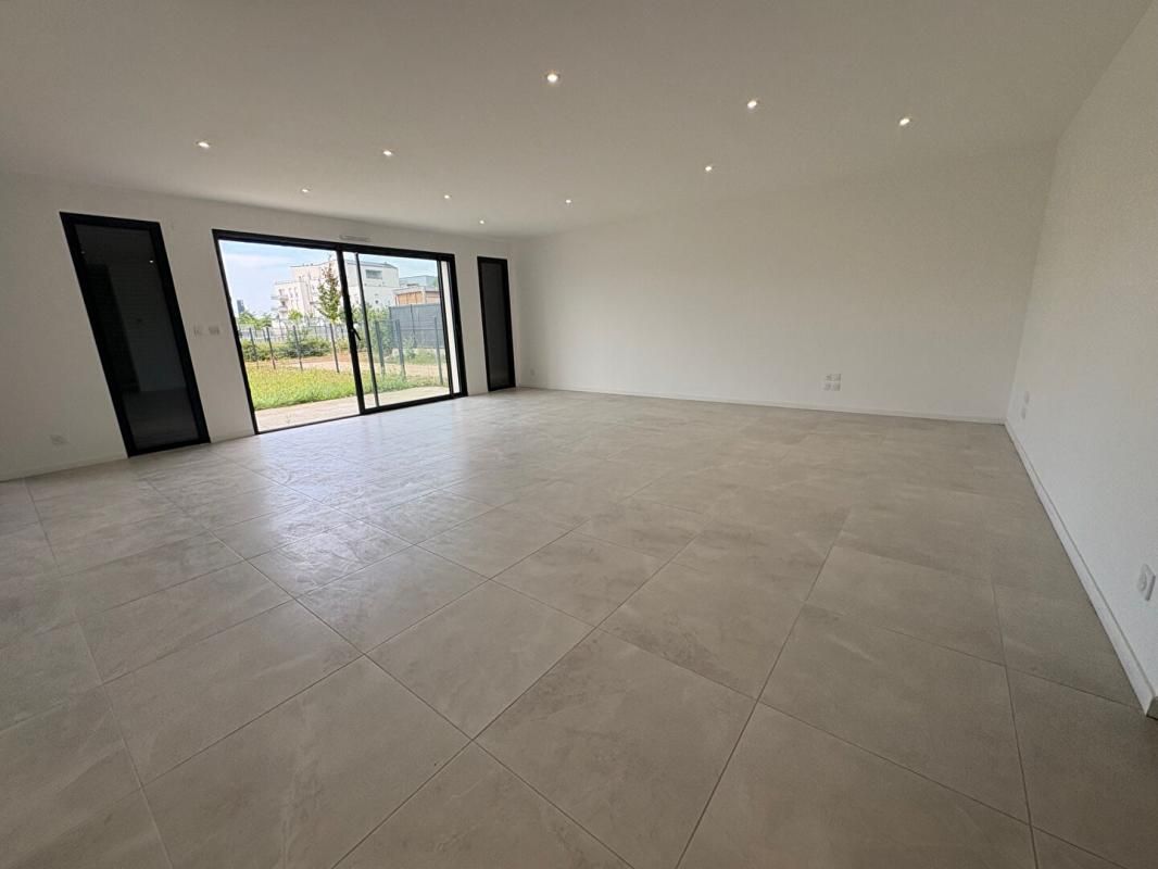 TRELAZE Maison Trelaze 5 pièce(s) 156 m2 3