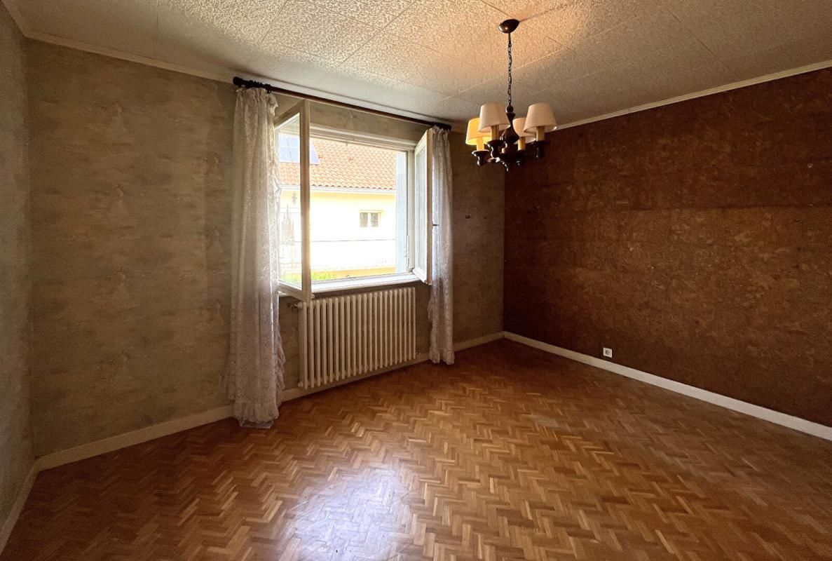 PERONNAS Maison à fort potentiel d'investissement - Péronnas (Ain) 3