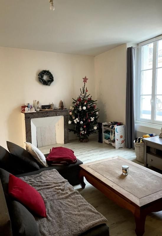 MORTAGNE-SUR-SEVRE Immeuble de rapport - Mortagne sur Sèvre 171 m2 2