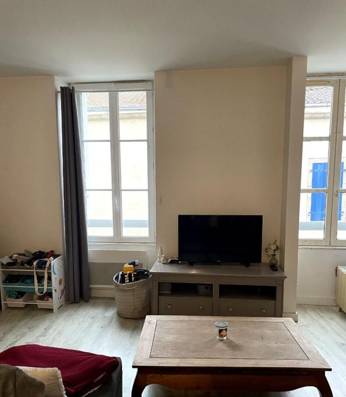 MORTAGNE-SUR-SEVRE Immeuble de rapport - Mortagne sur Sèvre 171 m2 3