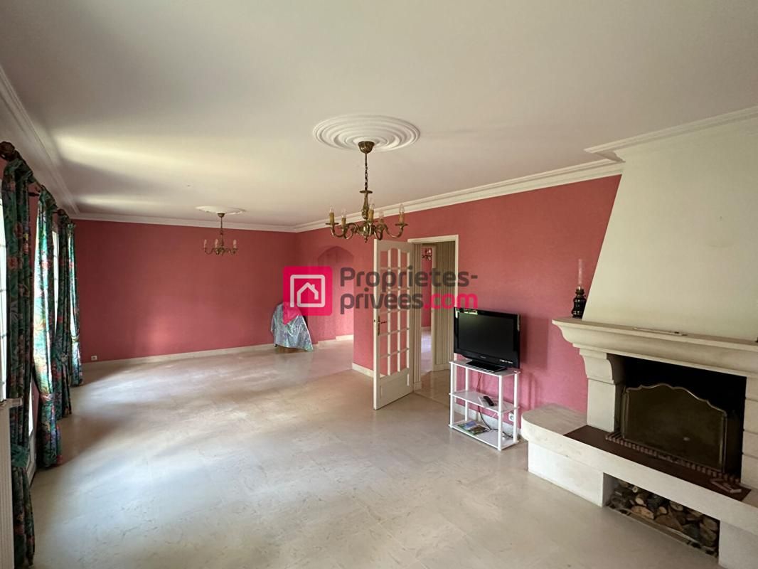 CHINON Maison proche CHINON 7 pièce(s) 162 m2 - Terrain 2500m2 4