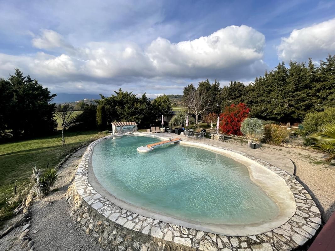 MONTAUROUX propriété de 7 pièces piscine-lagon sur tourrettes 4