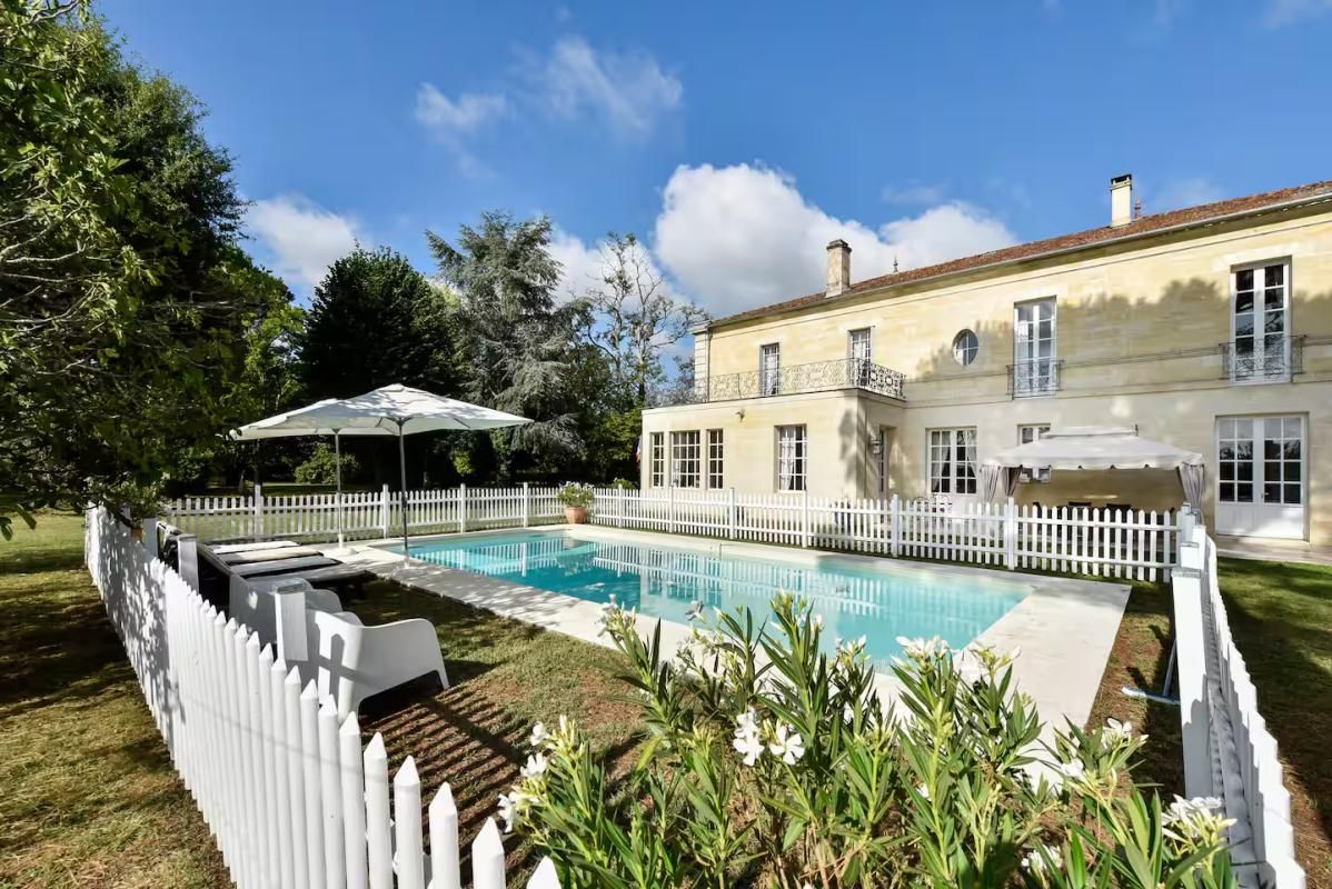 LATRESNE Bordeaux Rive droite Demeure de prestige 12 pièce(s) 450 m2 3