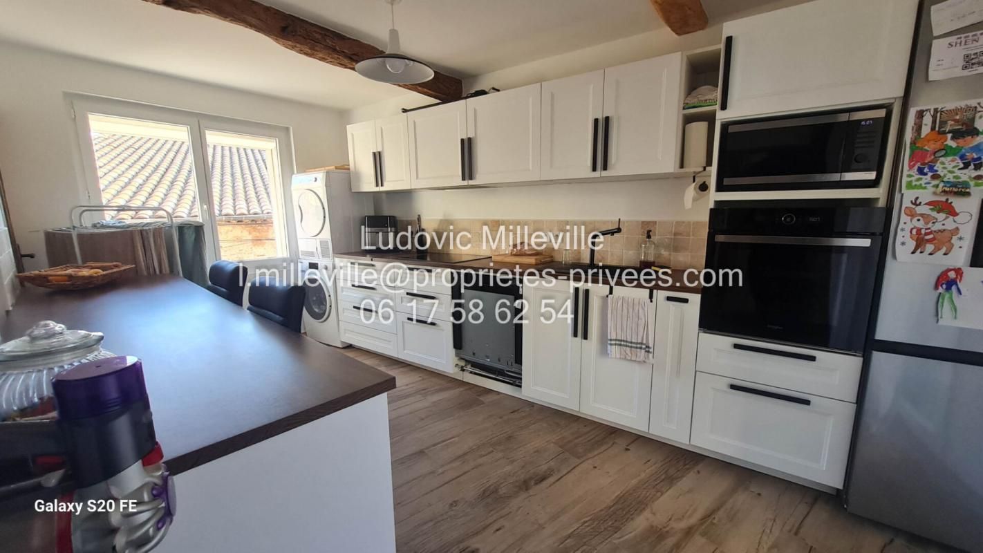 FAUGERES Splendide maison de 165m² entièrement rénovée avec terrasse 3