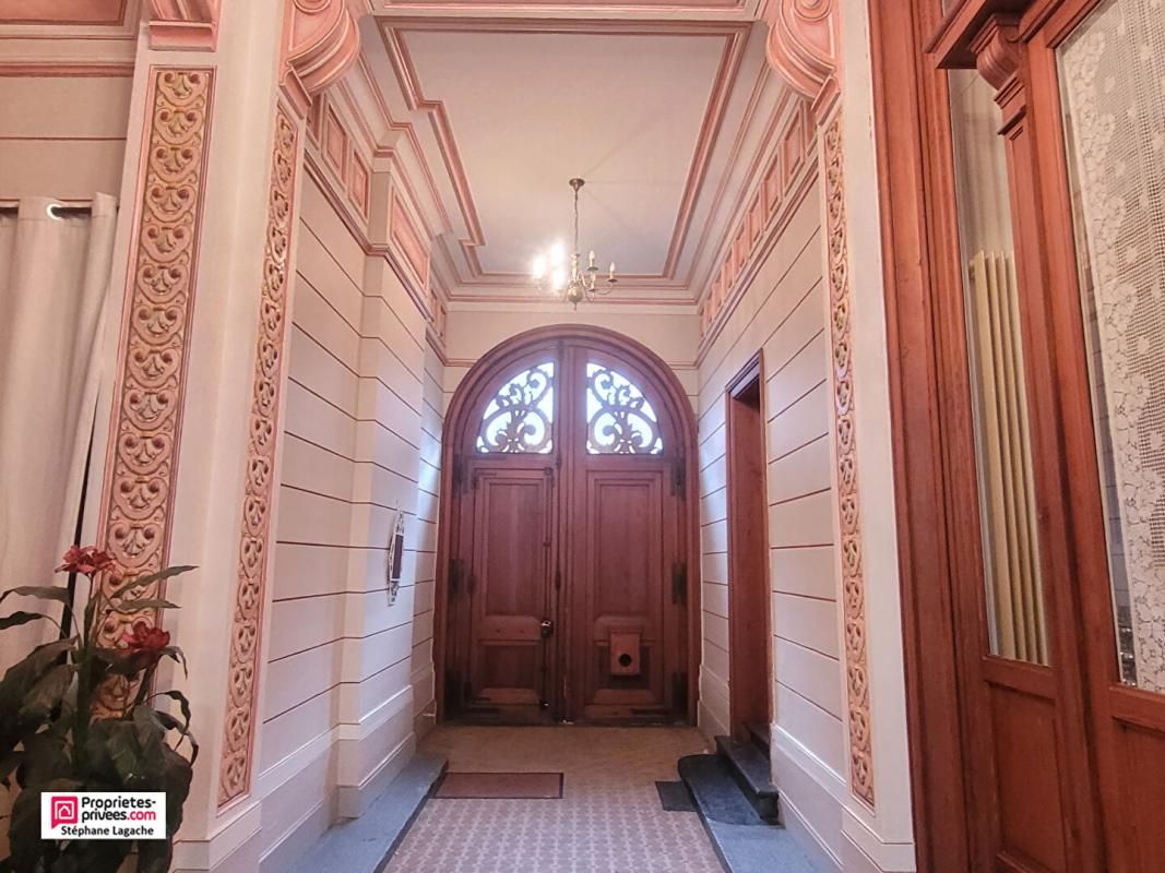 BETHUNE Demeure de prestige Bethune 12 pièce(s) 360 m2 avec terrain de 1.300m² 4