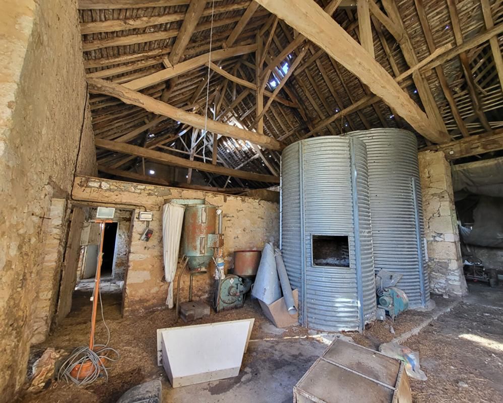 AMNE Fermette 145 m2 et 4 000 m2 de terrain 2