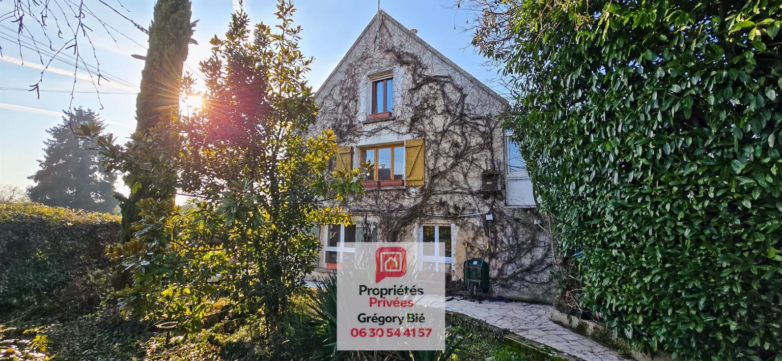 COULOMMIERS Maison 12 pièce(s) 353 m2 2