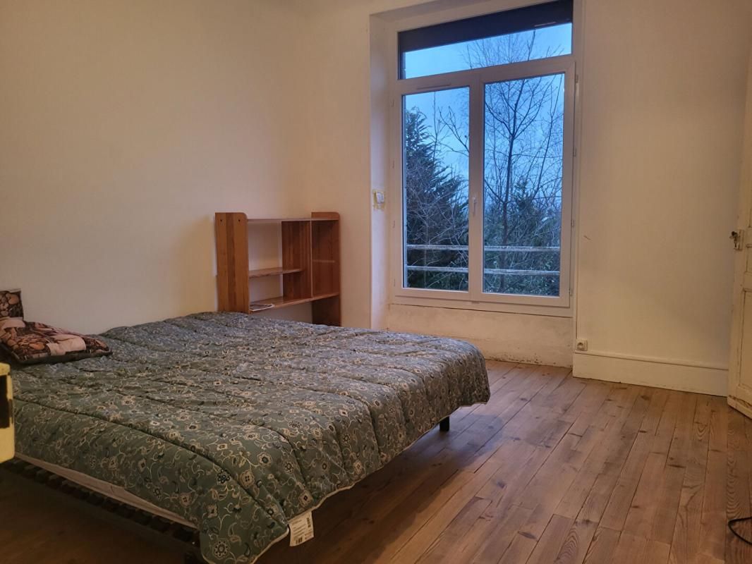 LANUEJOULS Maison Lanuejouls 9 pièce(s) 190 m2 2