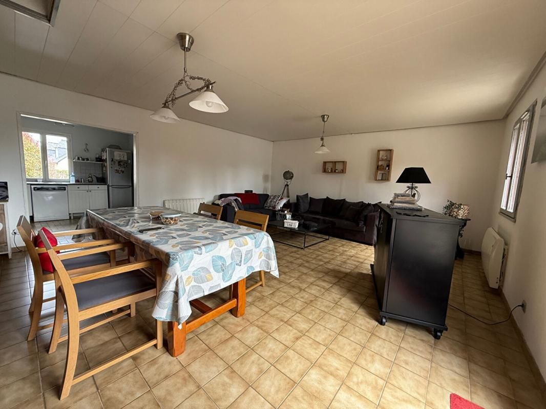 VERRIèRES-EN-ANJOU Maison Verrieres En Anjou 7 pièce(s) 150 m2 2