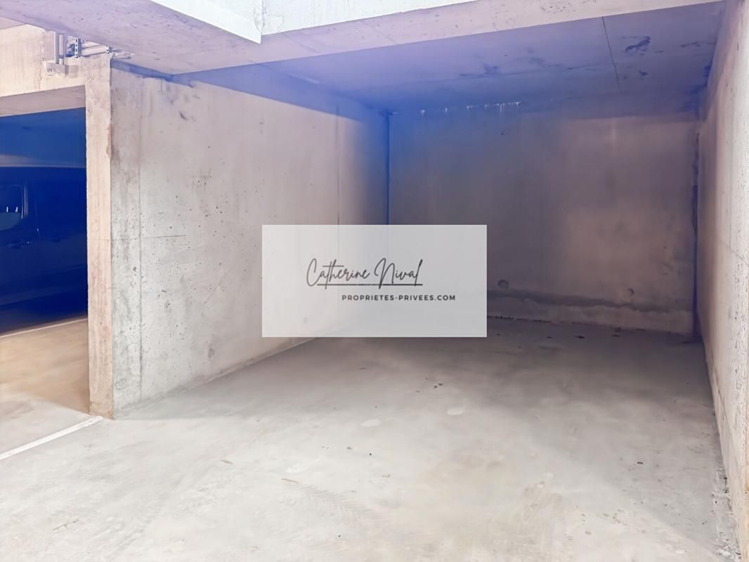SAINT-NAZAIRE Parking  en sous sol , Saint Nazaire  Centre 15 m2 2