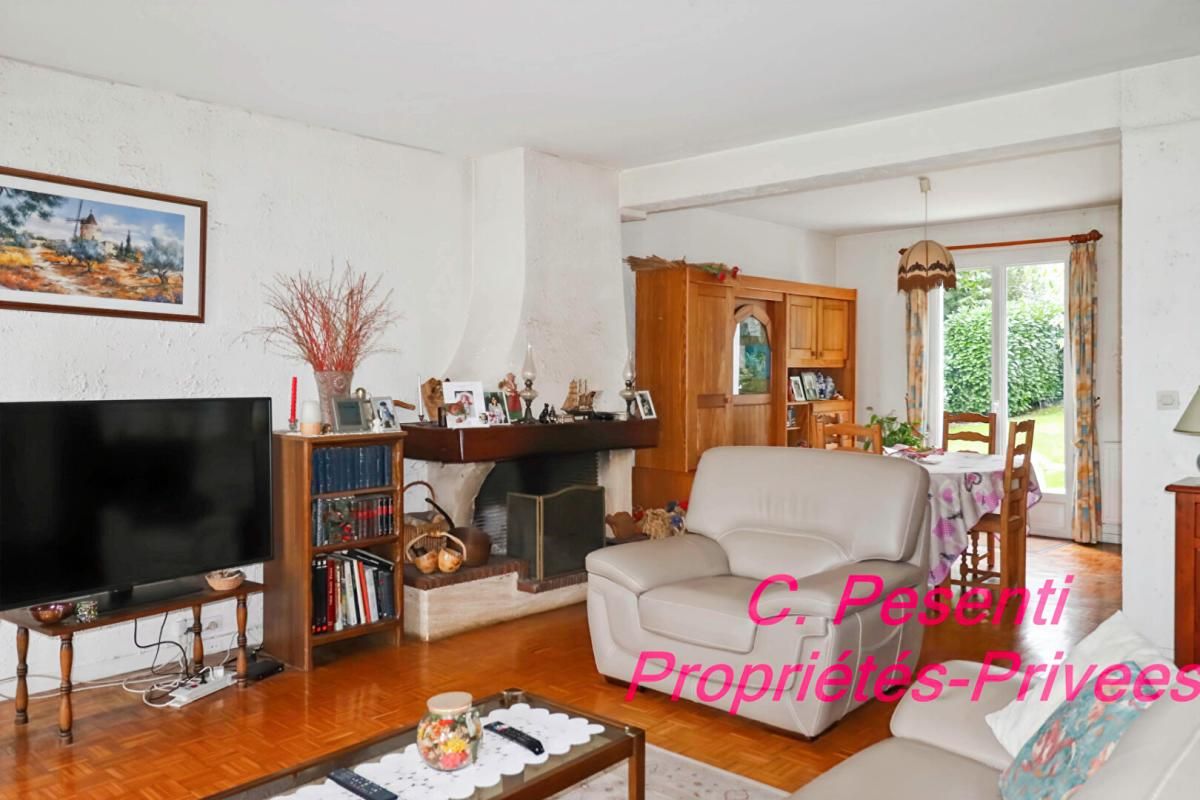 CONCHES-SUR-GONDOIRE Maison Conches Sur Gondoire 5 pièce(s) 103 m2 2