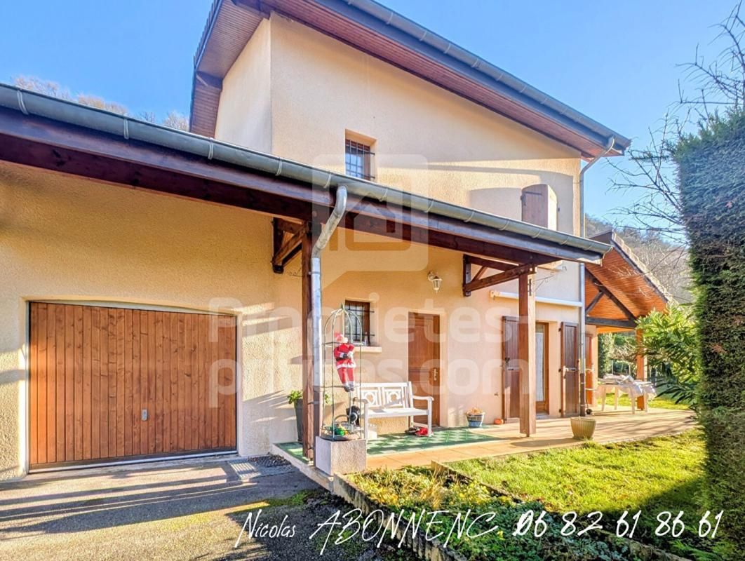 VARCES-ALLIERES-ET-RISSET Maison Varces Allieres Et Risset 166 m2 2