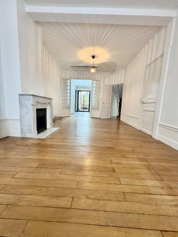 AMIENS Tres belle Amiénoise de 125m2, 4 chambres , jardin .Proche gare et centre-ville Amiens 1