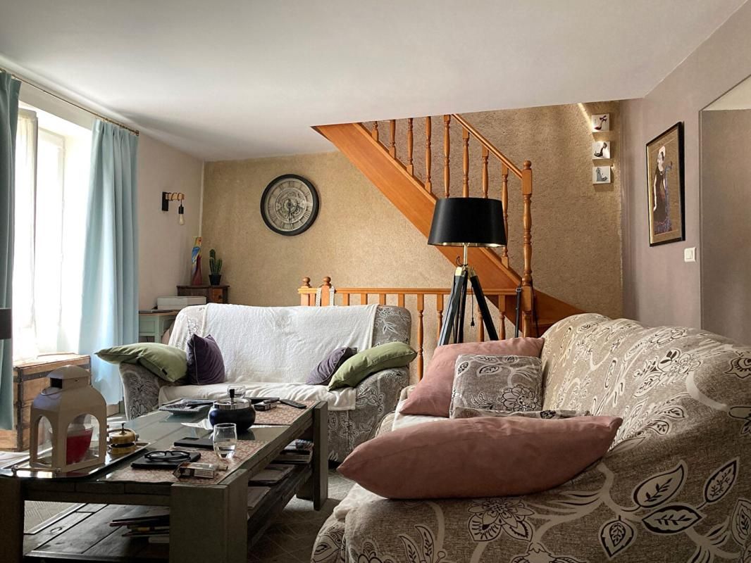 PRAYSSAC Immeuble à Prayssac 2 appartements loués avec terrasses 2