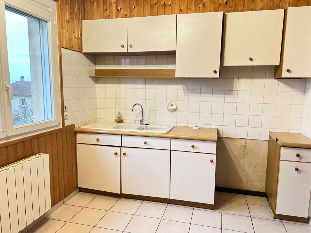 POUZAUGES Maison Pouzauges 5 pièces, 88 m² 3