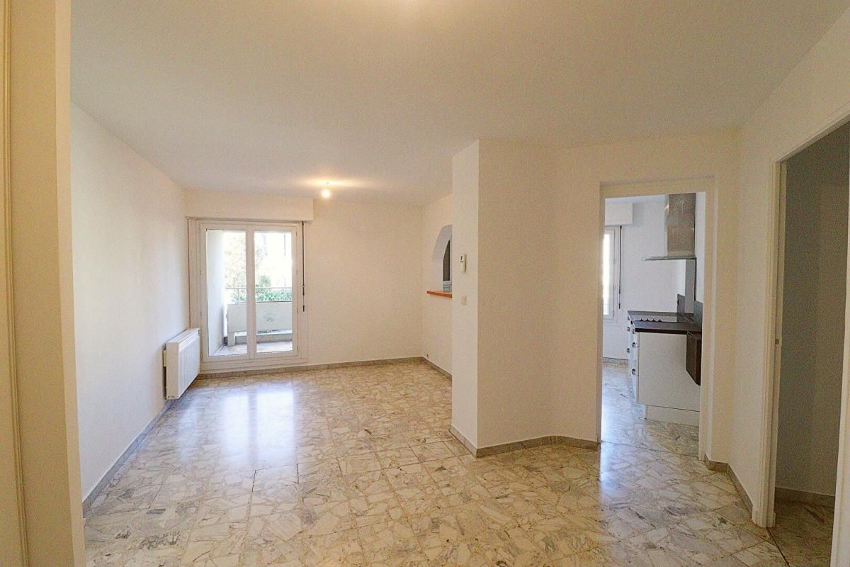 Appartement Avignon 5 pièce(s) 105 m2