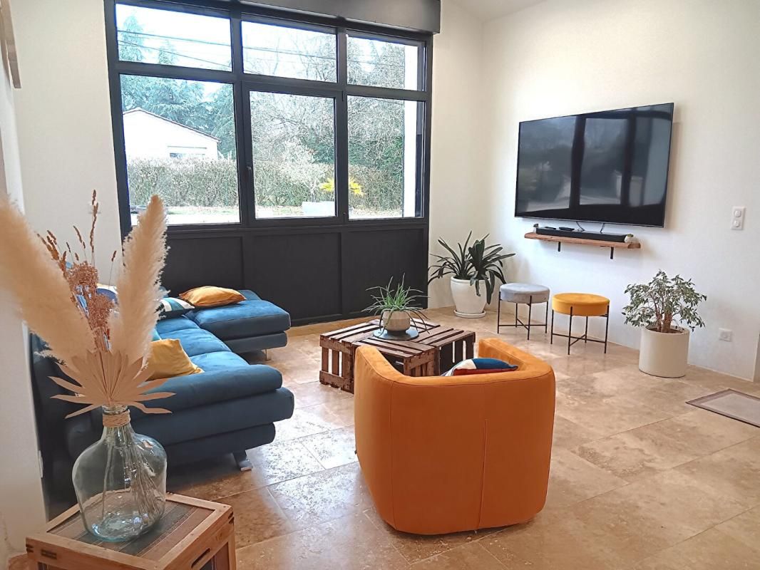 CAHORS À 10 minutes au sud de Cahors maison de 140 m², 3 chambres 4