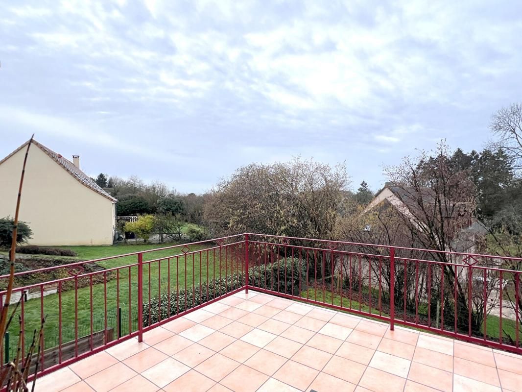 PRUILLE-LE-CHETIF Maison - Pruillé Le Chetif - 5 pièce(s) - 142 m² 1