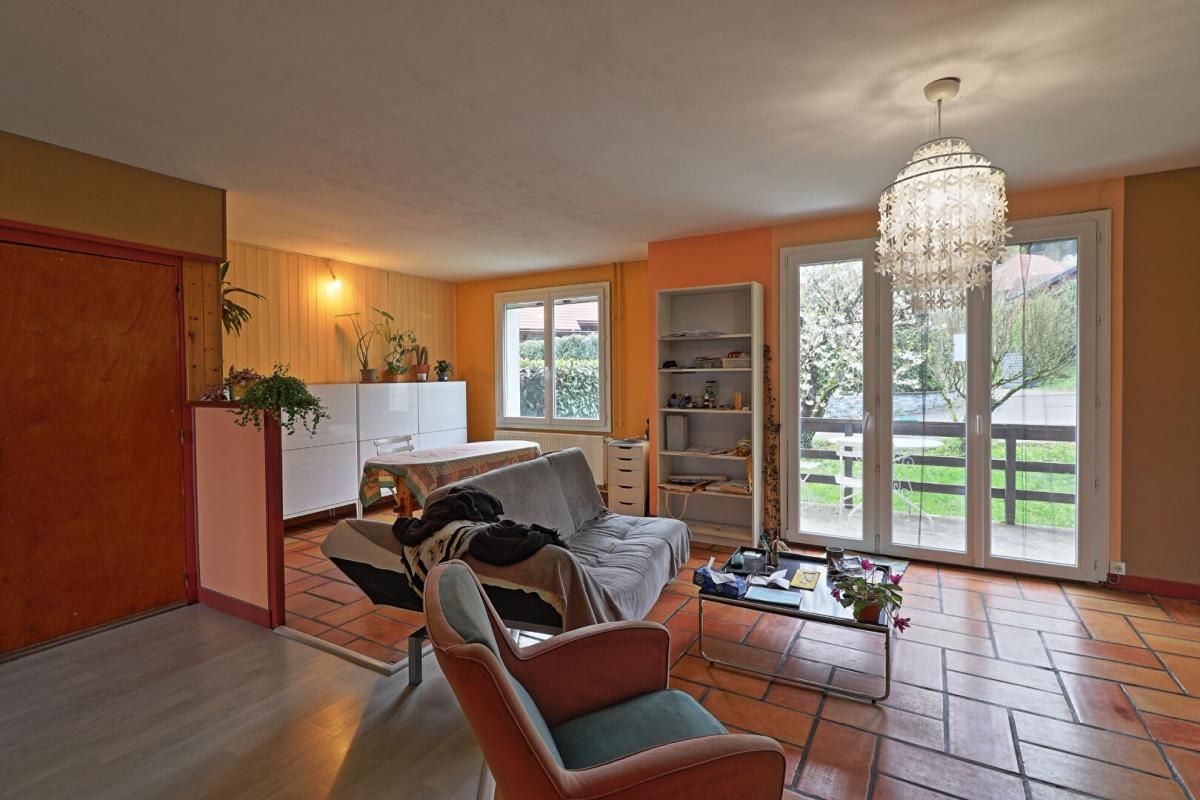 ANNECY-LE-VIEUX Maison mitoyenne Annecy Le Vieux 7 pièces 160 m², parcelle de 636 m² 3