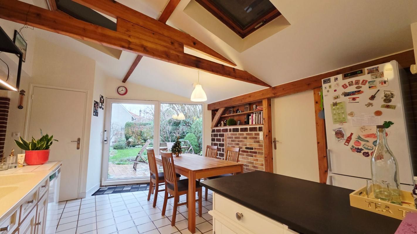 BOURGES BOURGES MAISON 116M² 4 PIECES JARDIN GARAGE MARAIS 4