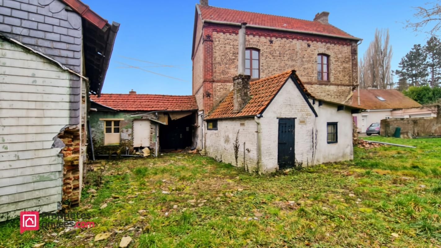 AUCHY-LES-HESDIN À Vendre : Ensemble de 3 Maisons à Rénover avec Fort Potentiel 2