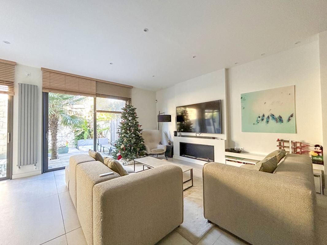 BORDEAUX Vente Maison 170m2 BORDEAUX (33800) 3