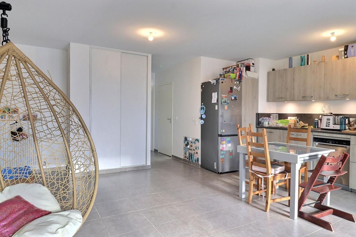 LE CHAMP-PRES-FROGES Appartement 4P 80,22 m² avec terrasse + garage à LE CHAMP-PRES-FROGES (38190) 3