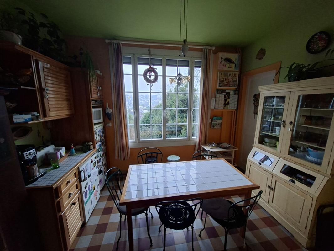 MONT-SAINT-AIGNAN Maison Mont -Saint -Aignan 6 pièce(s) 108 m2 3