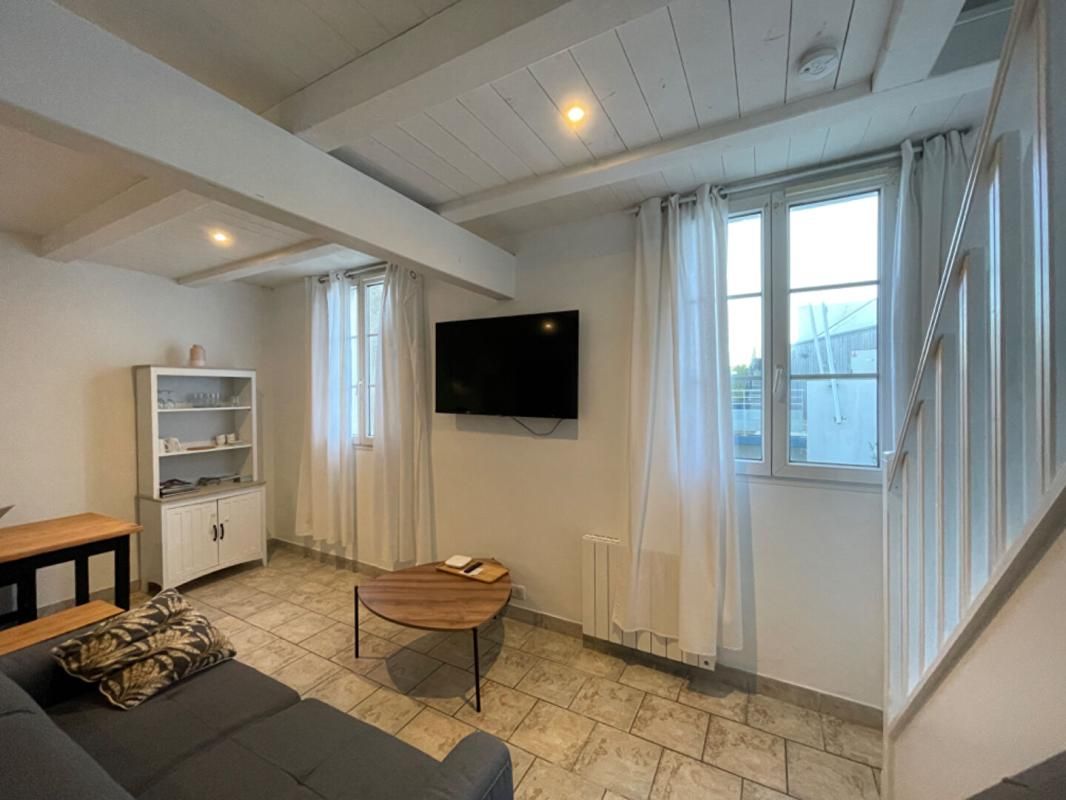 LA COUARDE-SUR-MER Appartement La Couarde Sur Mer 3 pièce(s) 42.96 m2 2