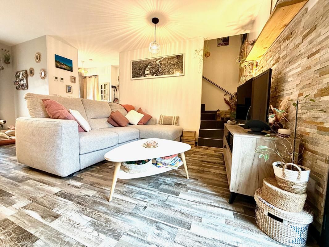 THONON-LES-BAINS EXCLUSIVITE situé à 10 mn de THONON, Maison T3 avec jardin, terrasses, stationnements (74200) 4