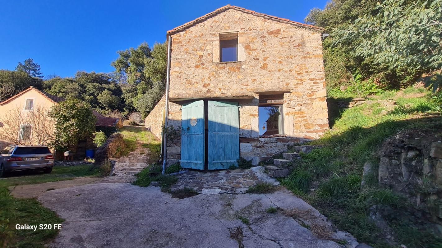 MONS Deux charmantes maisons indépendantes avec jardin sur 73275m² de terrain 1