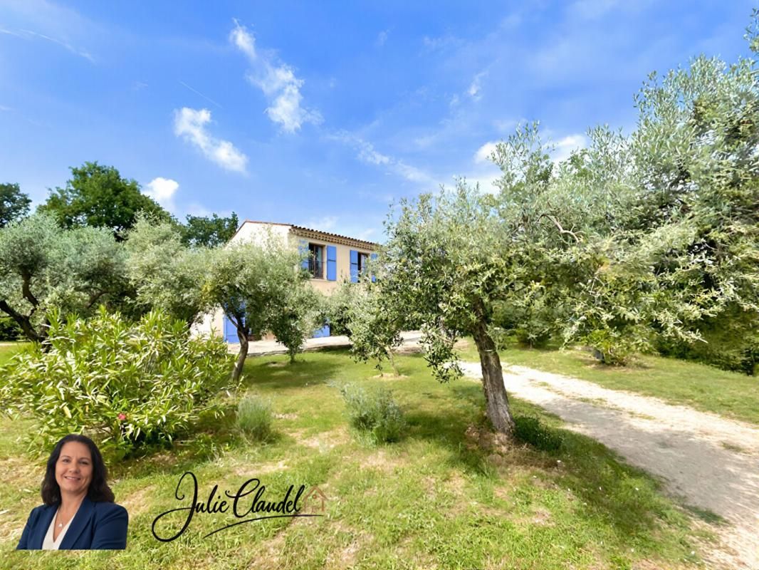 CHATEAUDOUBLE Villa provencale 170 m2 piscine dependance terrain arbore 2940 m2 calme absolu Chateaudouble 83300 4