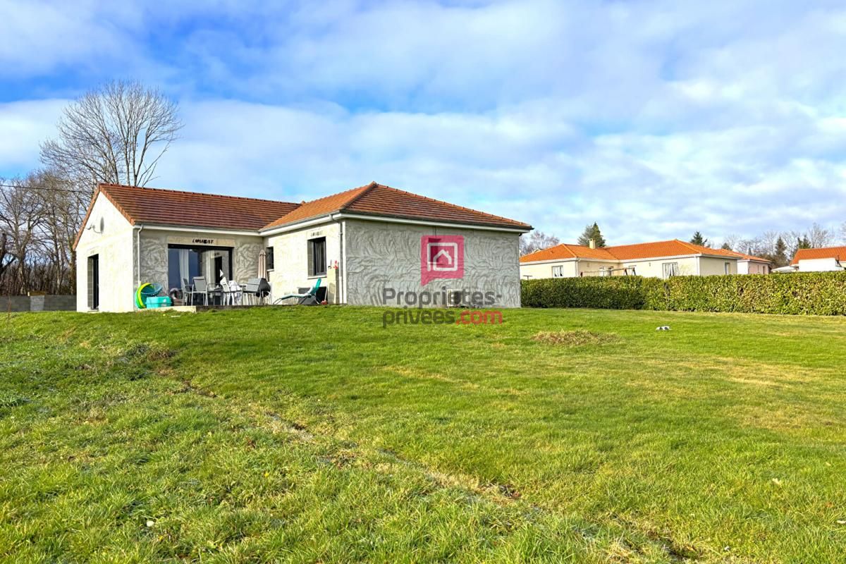 LA GOUTELLE Maison à vendre de type 5 de 110m² sur un terrain de 1150m² La Goutelle 63230 1