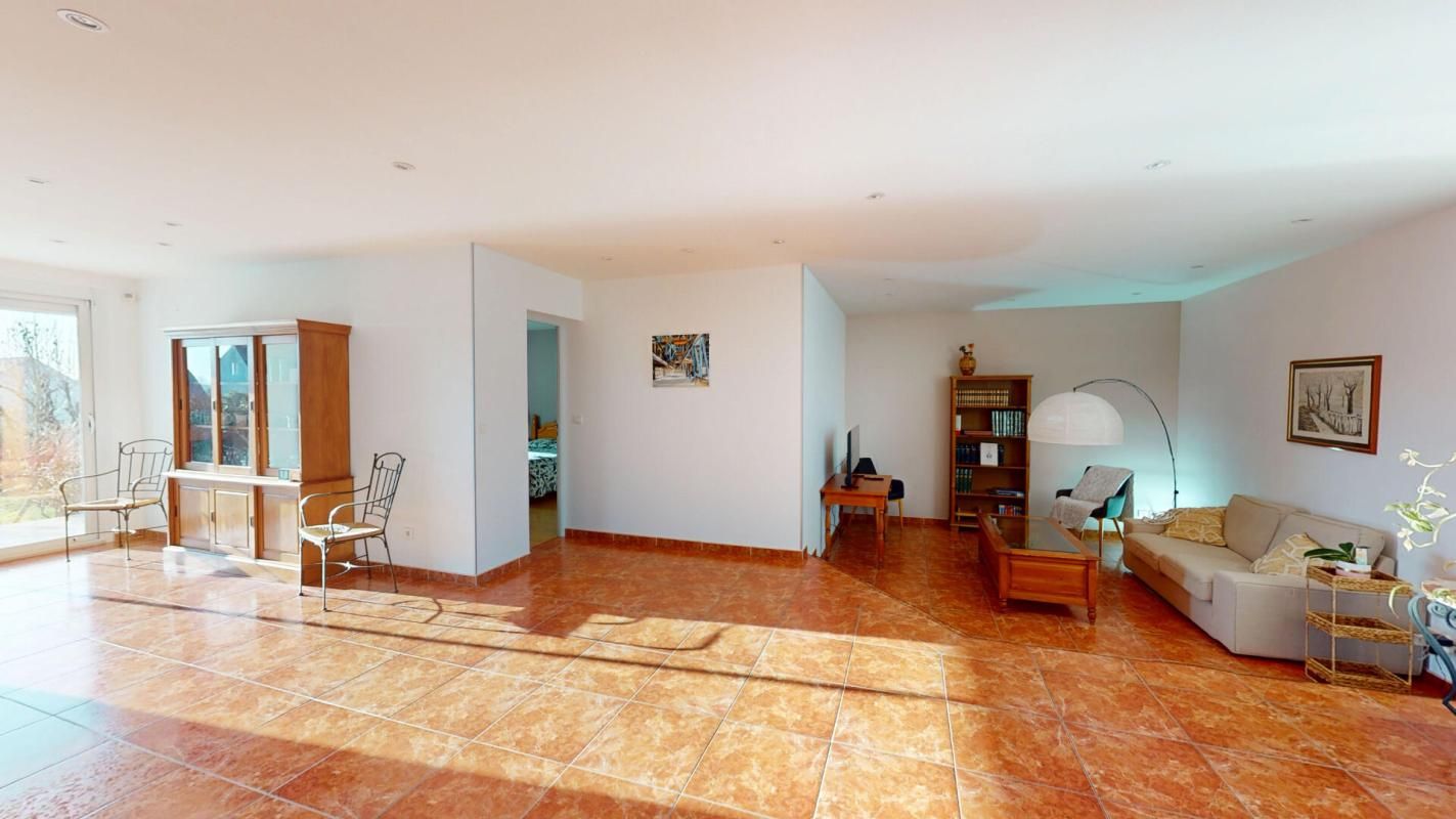 BERNAY-VILBERT PROPRIÉTÉ DE STANDING  300 m2 de 8 PIÈCES 540 000 3