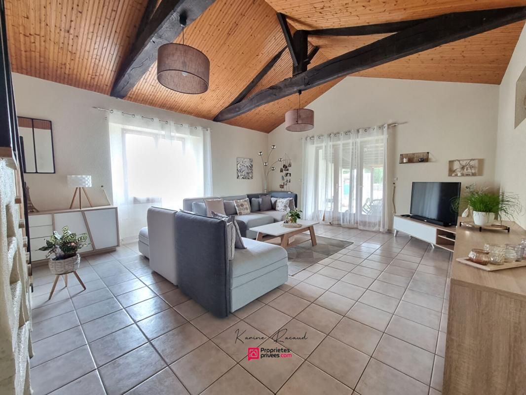 VENANSAULT Maison Venansault 6 pièce(s) 176 m2 3