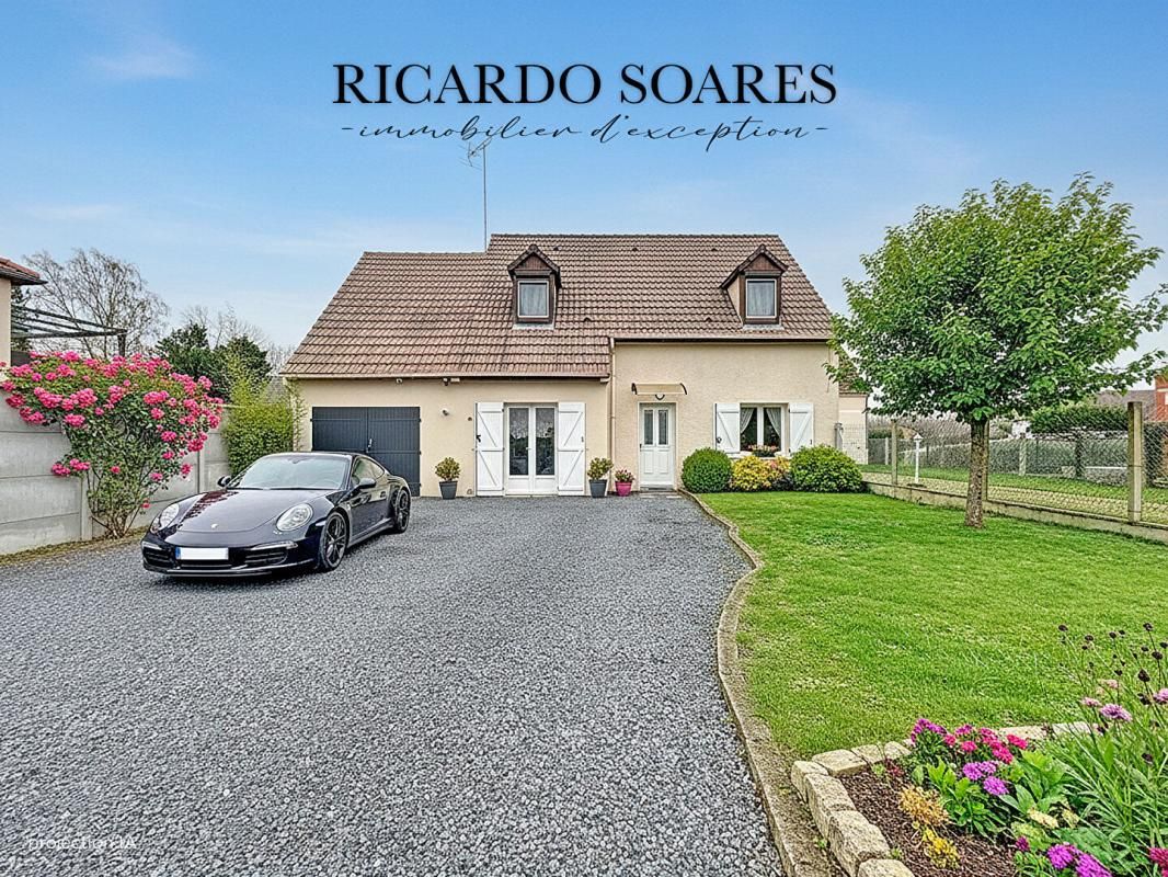 CHEVRIERES 60710 CHEVRIÈRES / MAISON 116m2 au sol / 6 PIÈCES / 4 CHAMBRES / GARAGE / GRAND JARDIN 1300m2 1