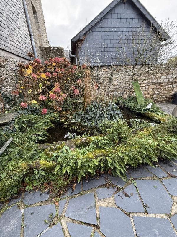 BATZ SUR MER GRANDE MAISON CHARME DE L'ANCIEN AVEC GARAGE ET JARDIN BEAUCOUP DE CHARME