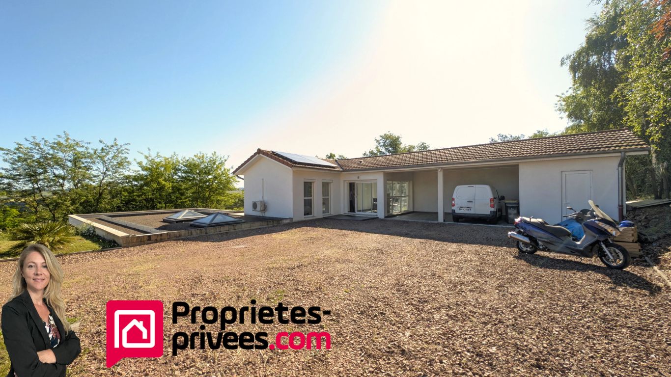 SAINT-CYR-DE-FAVIERES Maison contemporaine 6 pièces de 196 m² à Saint-Cyr-de-Favières 3