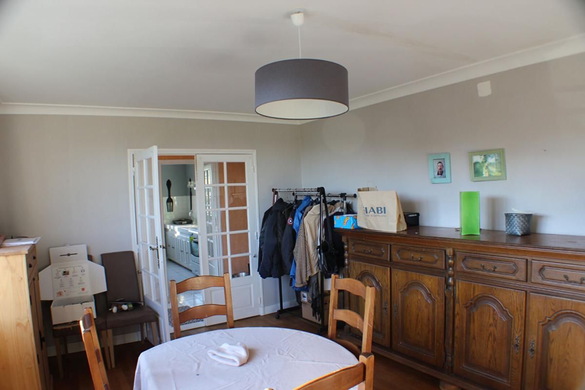 VIBRAYE Maison individuelle sur 2 niveau 2