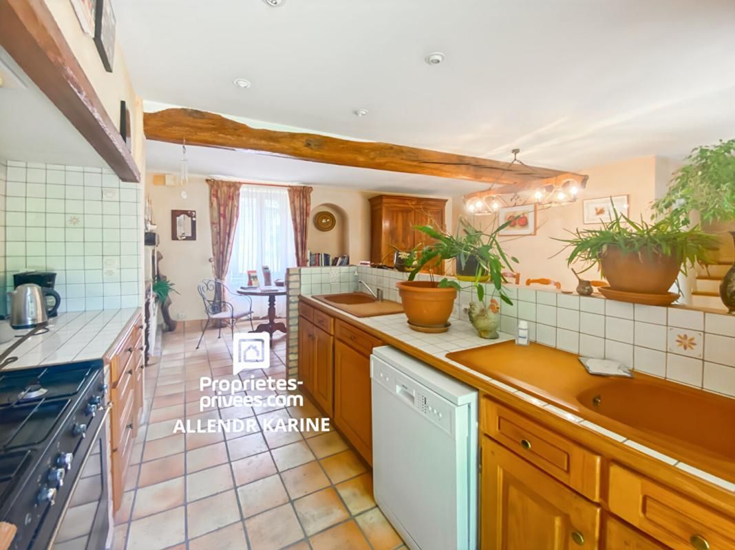 BRANNAY Maison Brannay 11 pièce(s) 220 m2 2