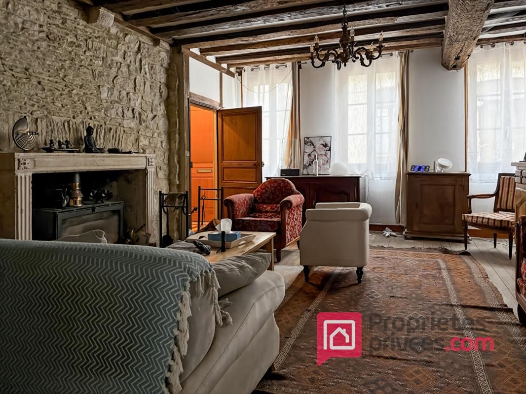 BAR-SUR-SEINE Maison Bar-sur-seine 6 pièce(s) 135 m2 2