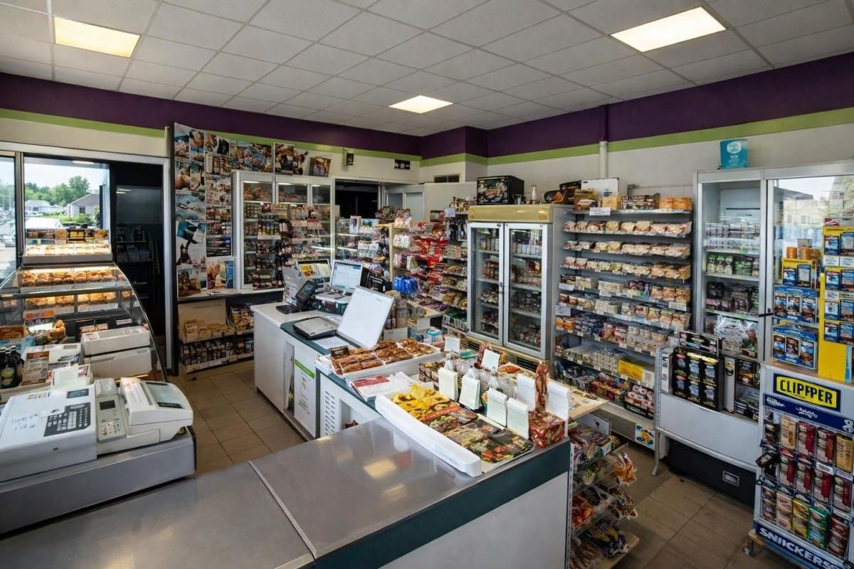 Local Vide sur Saint Die Des Vosges 3 pièce(s) 80 m2