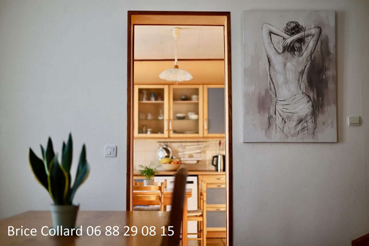 NOGENT-SUR-OISE 60180 NOGENT SUR OISE Charmante maison de ville 3 chambres + bureau et accès VL 3