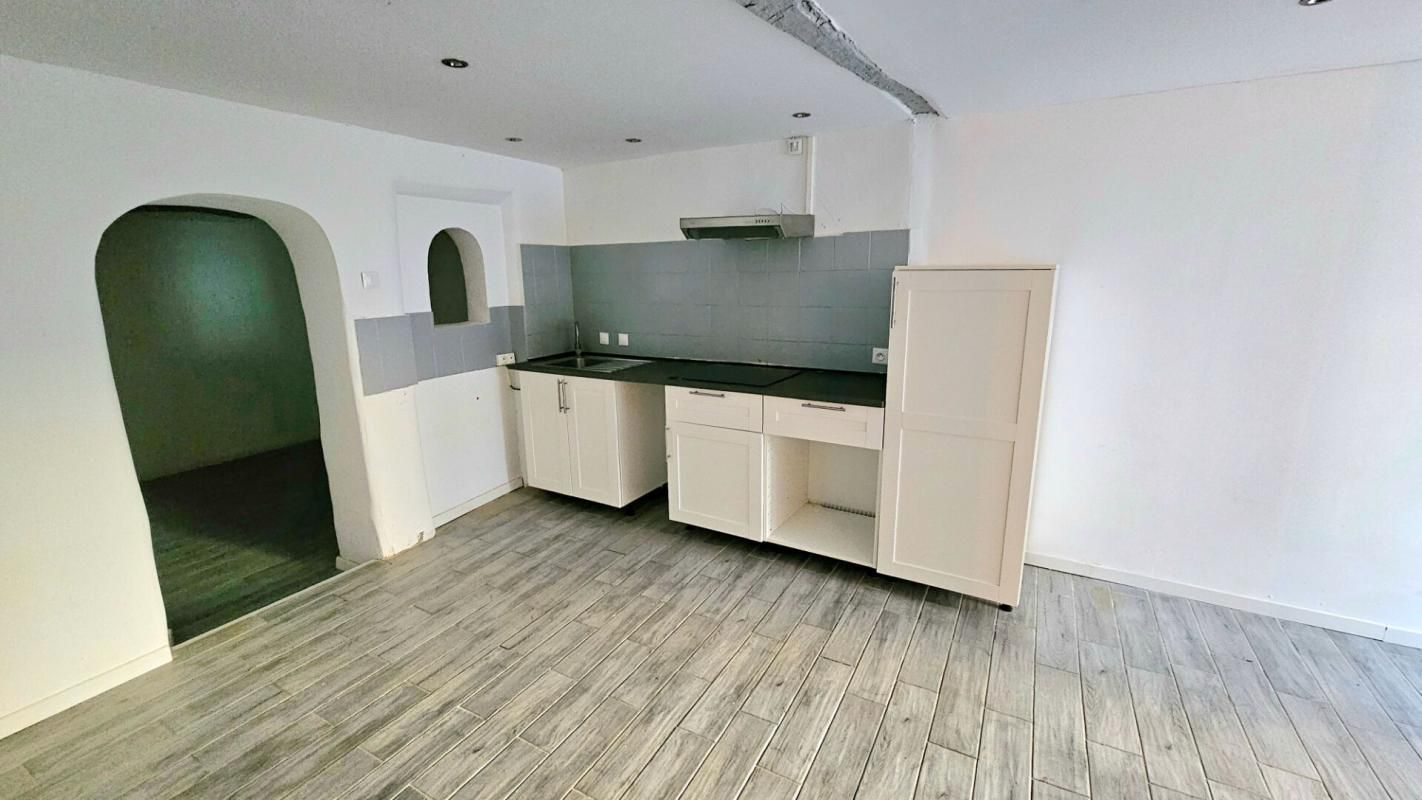 BARGEMON Maison de rapport composée de 4 appartements 2